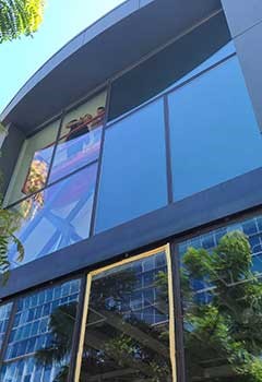 Motorized Awning For Outdoor Gallery In Palo Alto Hills